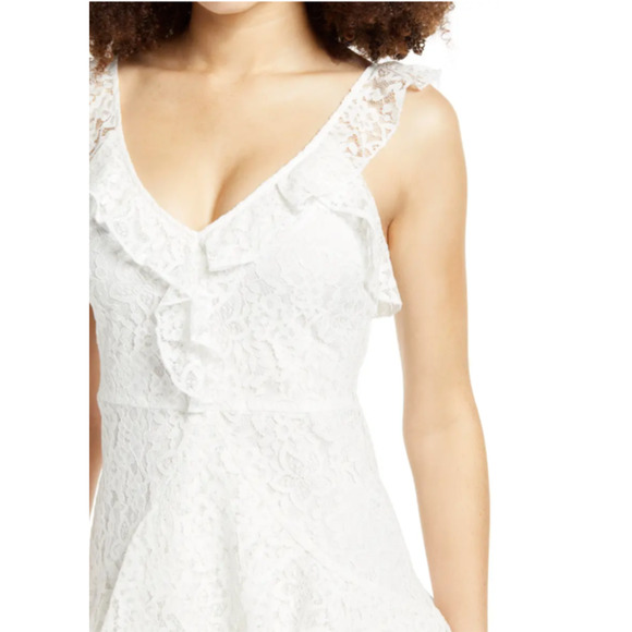 All In Favor Women's Ruffle Tiered V-Neck Sleeveless Lace Minidress in White Med - Picture 4 of 7